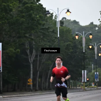 Runner Photo 8304915