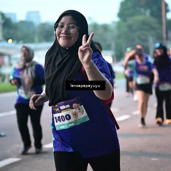 Runner Photo 8304918