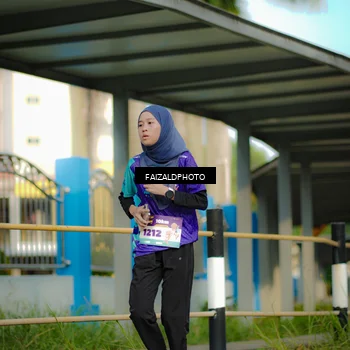Runner Photo 8304921
