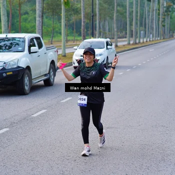 Runner Photo 8304931