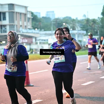 Runner Photo 8304958