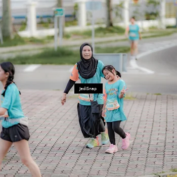 Runner Photo 8304986