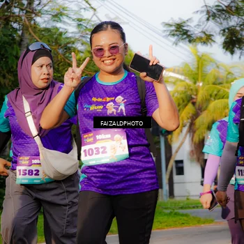 Runner Photo 8305014