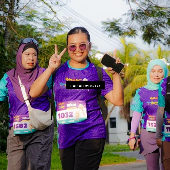 Runner Photo 8305017