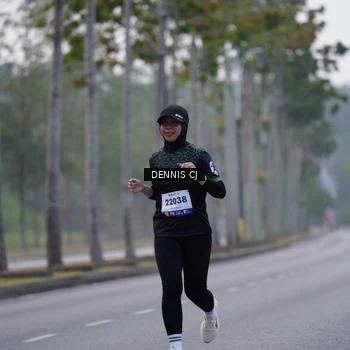 Runner Photo 8305036