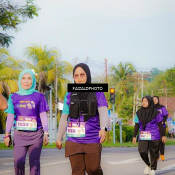 Runner Photo 8305062