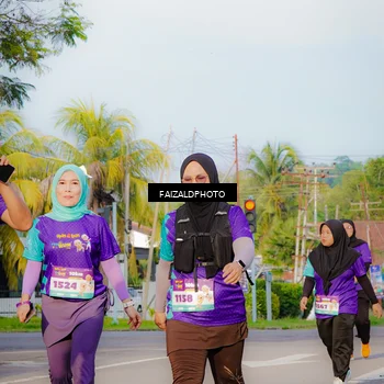 Runner Photo 8305064