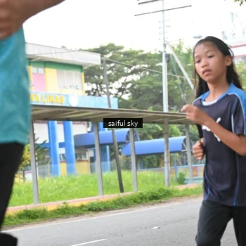 Runner Photo 8305083