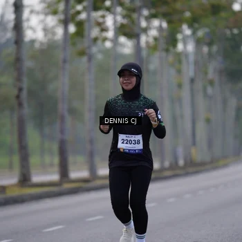 Runner Photo 8305125