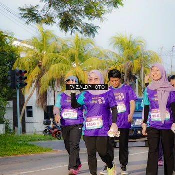 Runner Photo 8305135