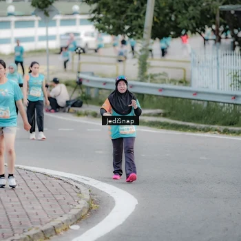 Runner Photo 8305148