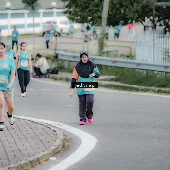 Runner Photo 8305150