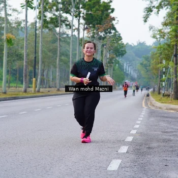 Runner Photo 8305152