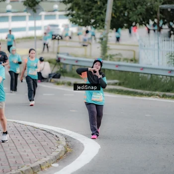 Runner Photo 8305159