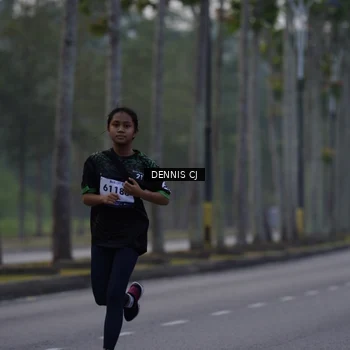 Runner Photo 8305169