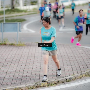 Runner Photo 8305173