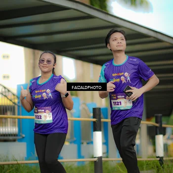 Runner Photo 8305192
