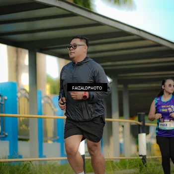 Runner Photo 8305193