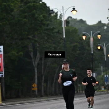 Runner Photo 8305209