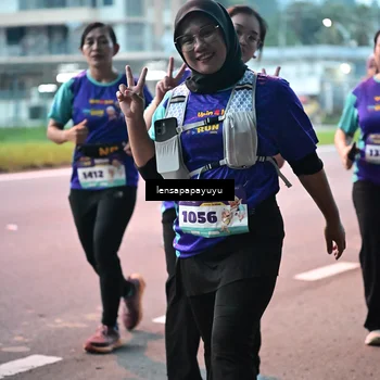 Runner Photo 8305211