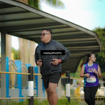 Runner Photo 8305220