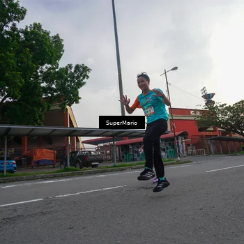 Runner Photo 8305221