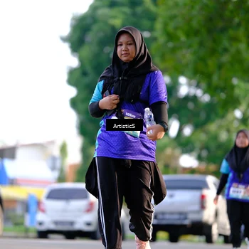 Runner Photo 8305240