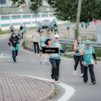 Runner Photo 8305247