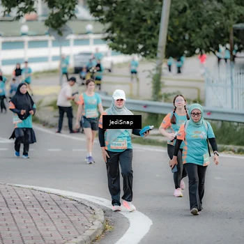 Runner Photo 8305254