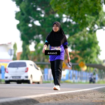 Runner Photo 8305258