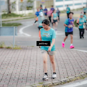 Runner Photo 8305266
