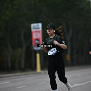 Runner Photo 8305314