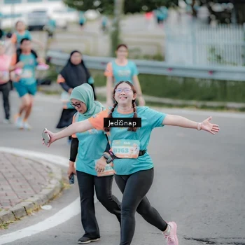 Runner Photo 8305321