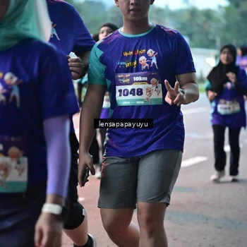 Runner Photo 8305324