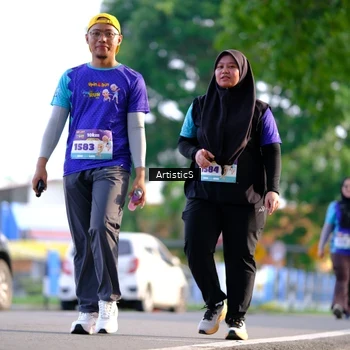 Runner Photo 8305329