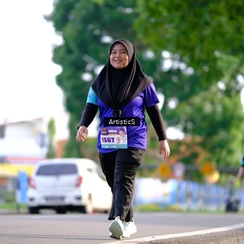 Runner Photo 8305330