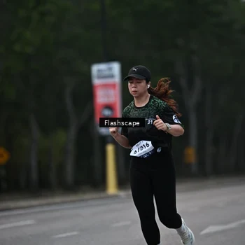 Runner Photo 8305332