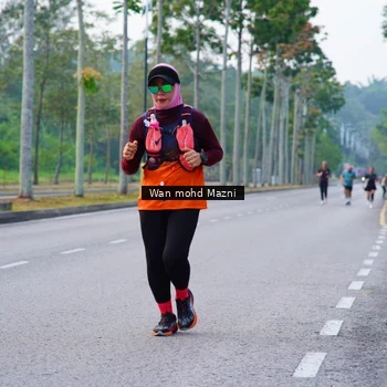 Runner Photo 8305334