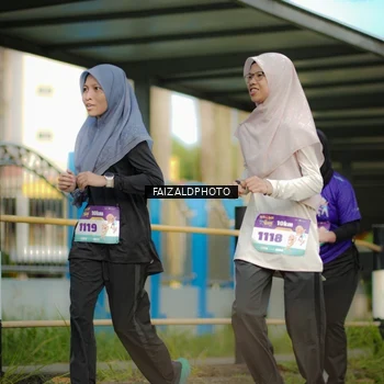 Runner Photo 8305337