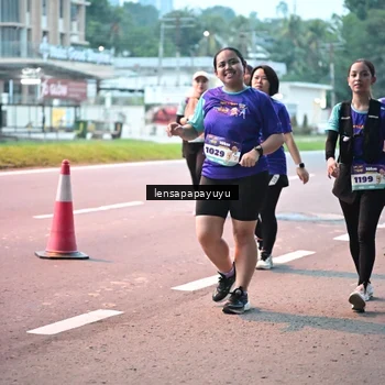 Runner Photo 8305342
