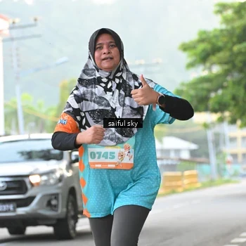 Runner Photo 8305358