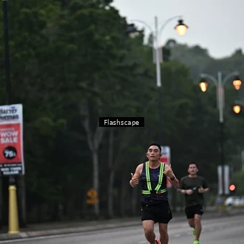Runner Photo 8305378