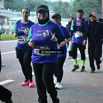 Runner Photo 8305415