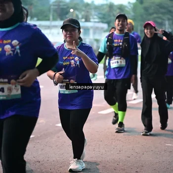 Runner Photo 8305430