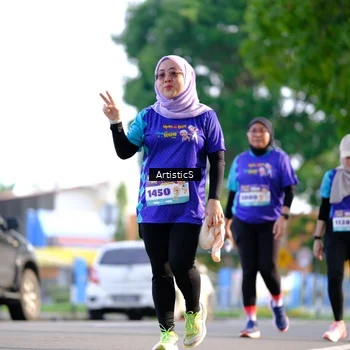 Runner Photo 8305431