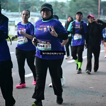 Runner Photo 8305439