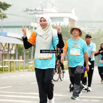Runner Photo 8305443