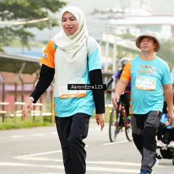 Runner Photo 8305444