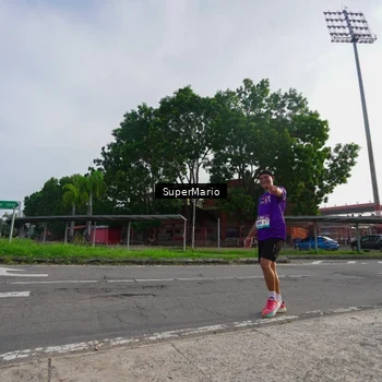 Runner Photo 8305447