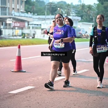 Runner Photo 8305449